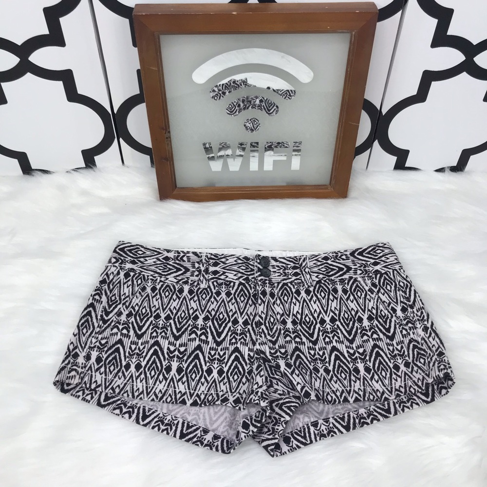 AEO Black/White Jean Shorts